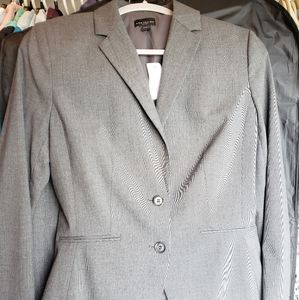 Ann Taylor blazer, size 4, gray. Never worn
